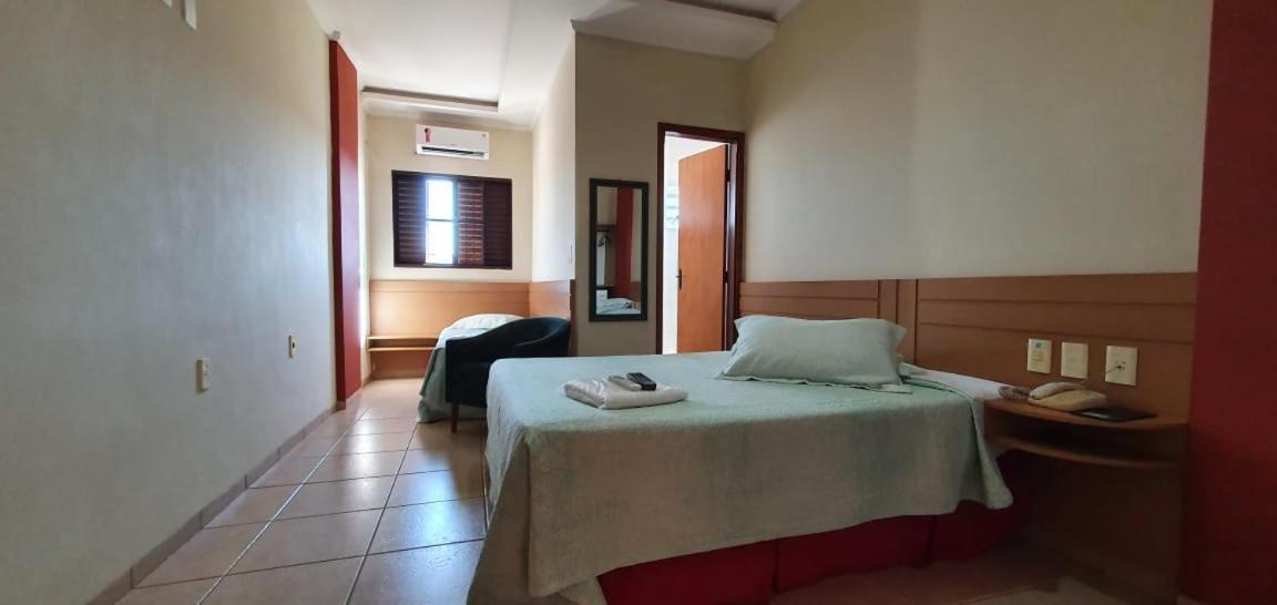 Colorado Plaza Hotel Rio Verde Eksteriør billede