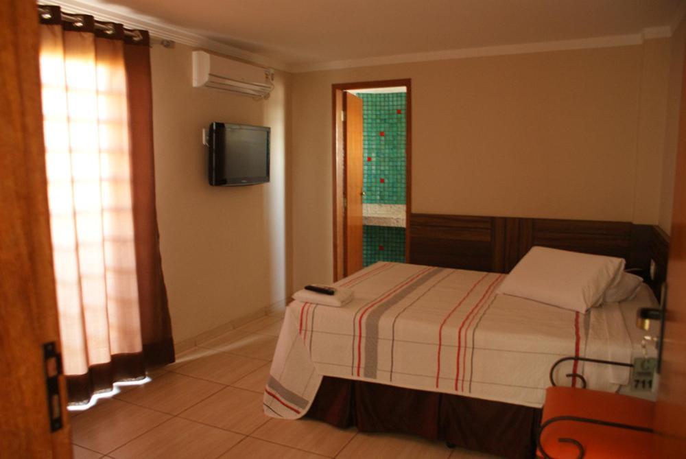 Colorado Plaza Hotel Rio Verde Eksteriør billede